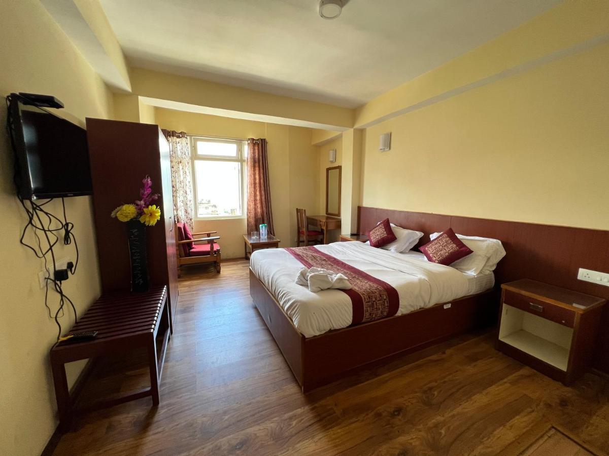 Khandroling Hotel Gangtok Esterno foto